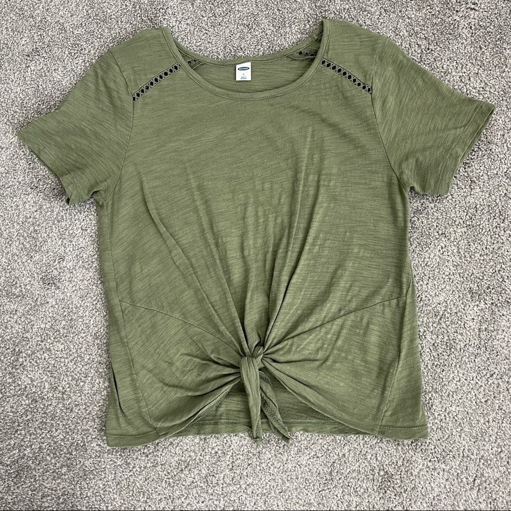 Old Navy Tie Front Top - Size Small